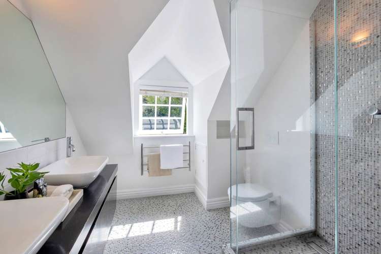 954 Beach Road Torbay_19