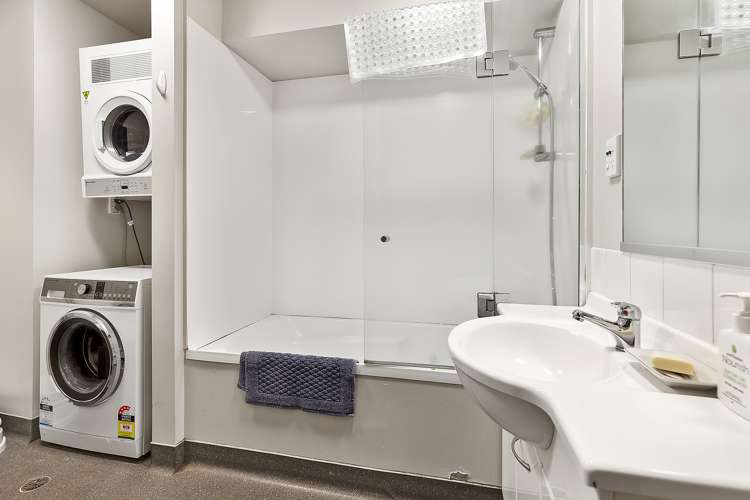 308/72 Herald Street Berhampore_10