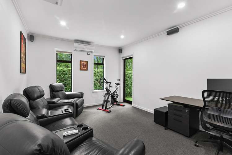 131 Gladstone Road South East Taieri_16