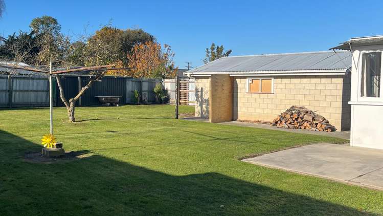 12 Betten Street Waimate_16