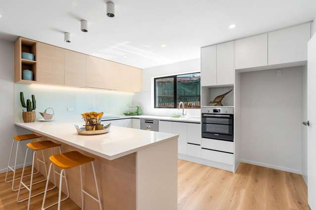 9/26 Morton Avenue Forrest Hill_2