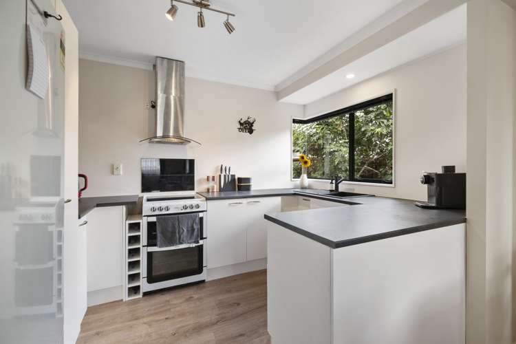 71 Hillcrest Drive Kelvin Grove_10