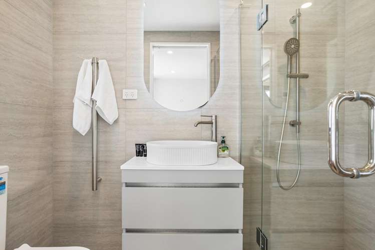 7/1 Waiohua Road Greenlane_11