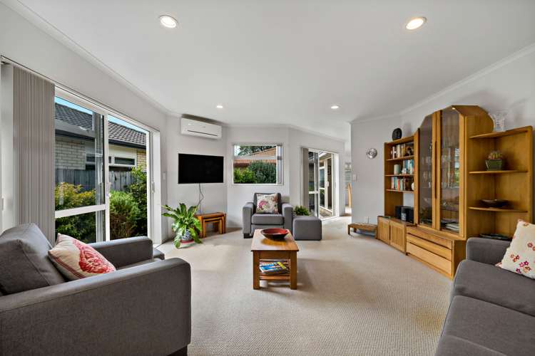 5b Doment Crescent Orewa_2