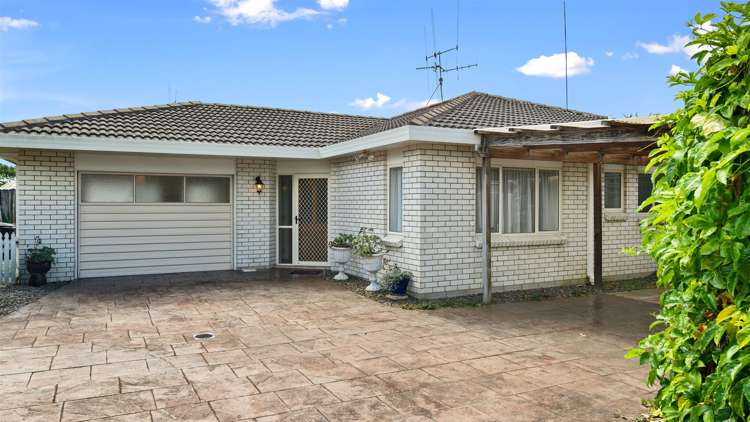 7 Lisbon Street Greerton_18