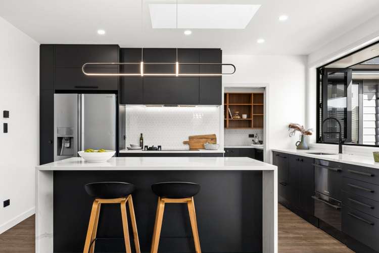 10 Meech Way Frimley_8
