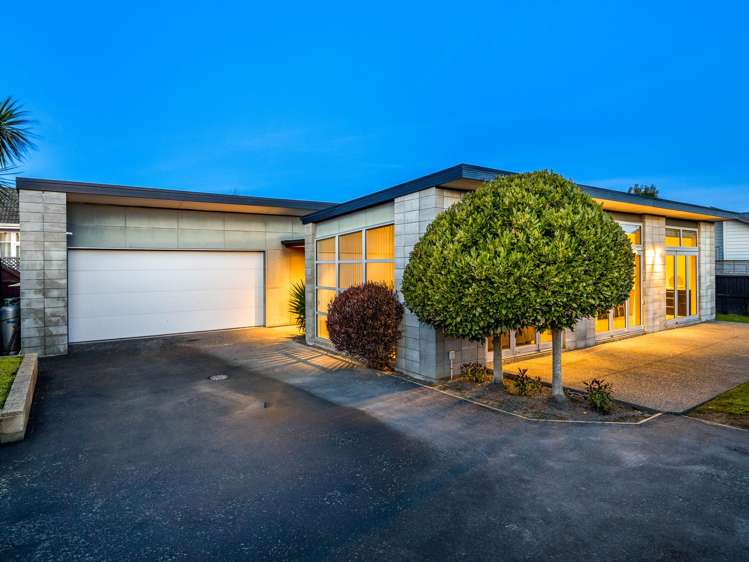 73 Beach Road_0