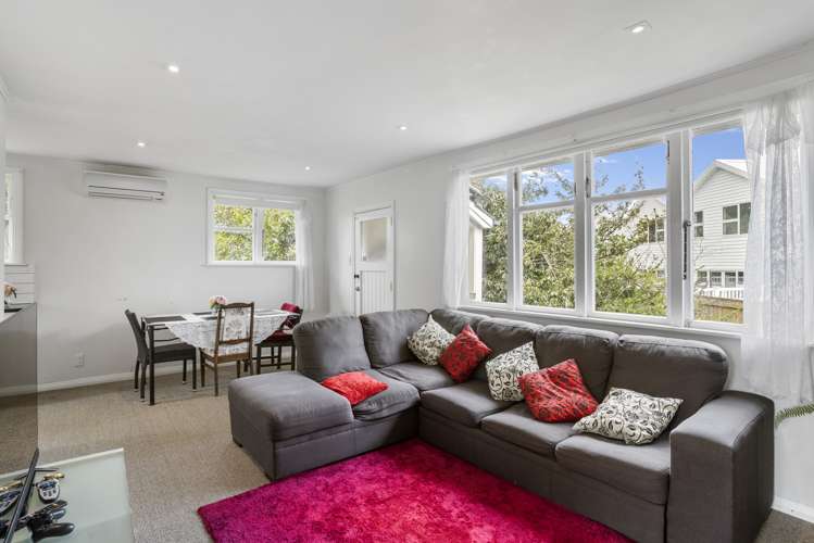 11 Torino Street Point England_4