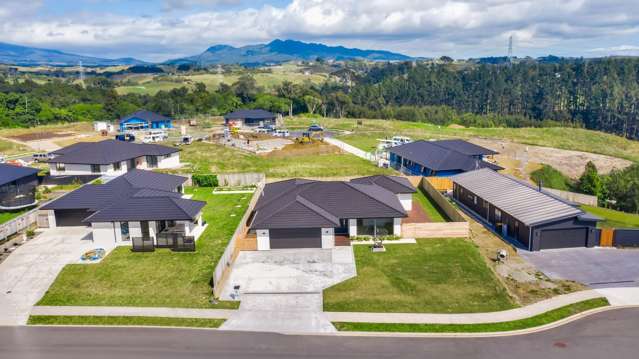 33 Honeyfield Drive Whalers Gate_1