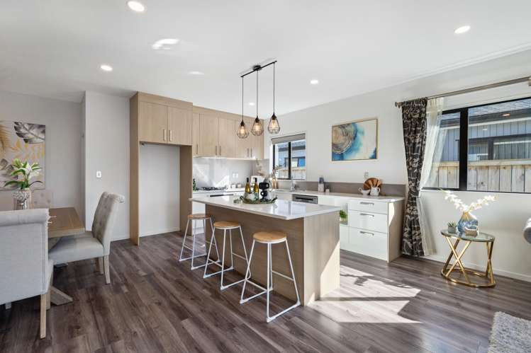 4 Silver Beech Street Takanini_6
