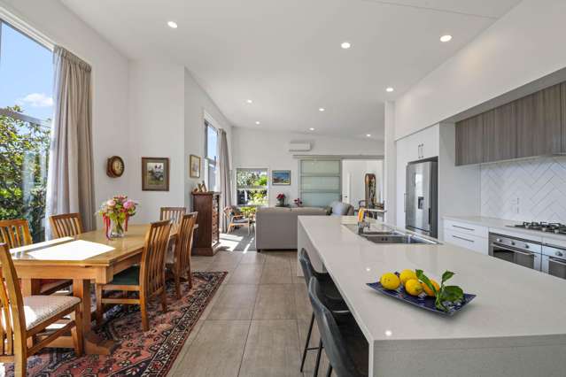 14 Corsair Crescent Burleigh_4