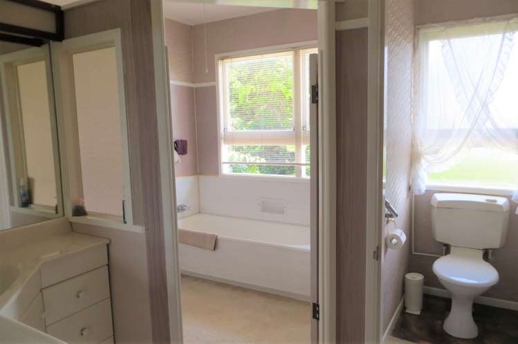 2 Herbert Street Te Aroha_19