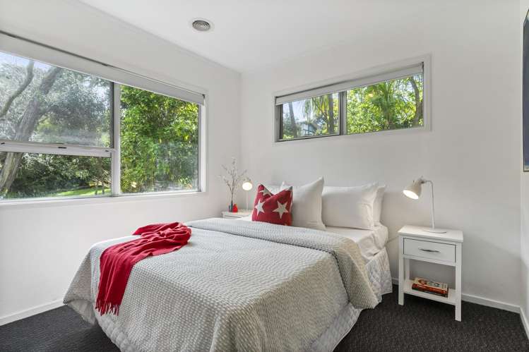 1/21 Woodcote Drive Glenfield_12