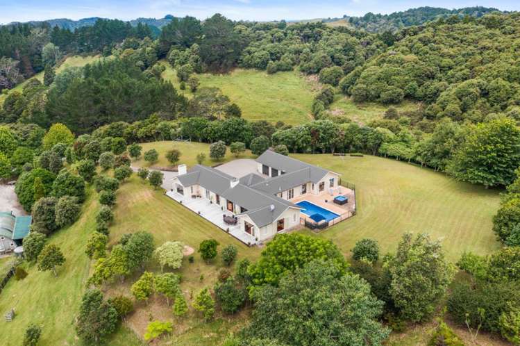 551 Upper Waiwera Road Puhoi_3