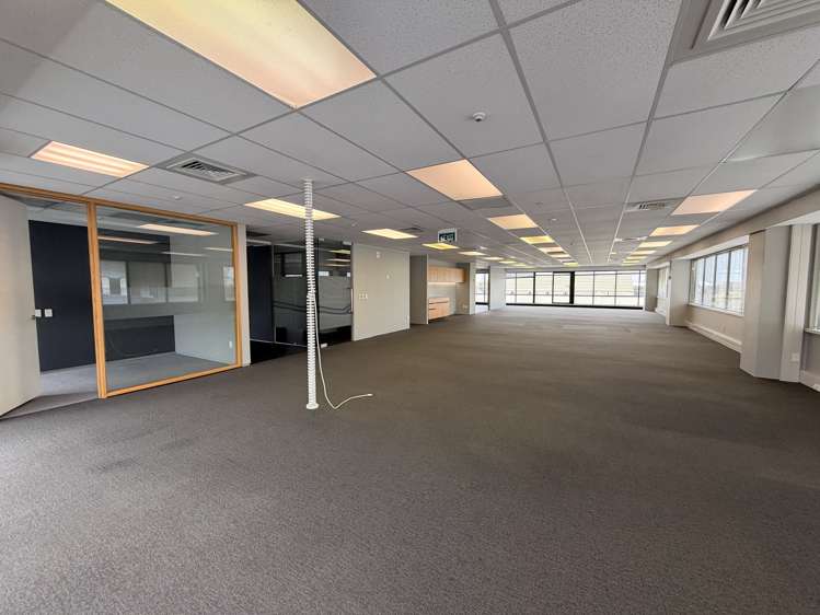 1 Market Grove Hutt Central_9