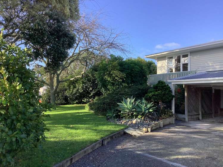 23 Tamariki Avenue Kelston_2