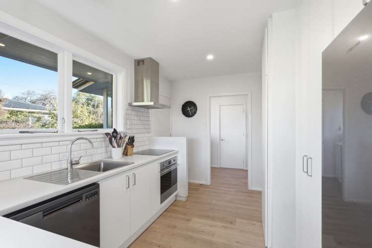69 Deepdale Street Burnside_11