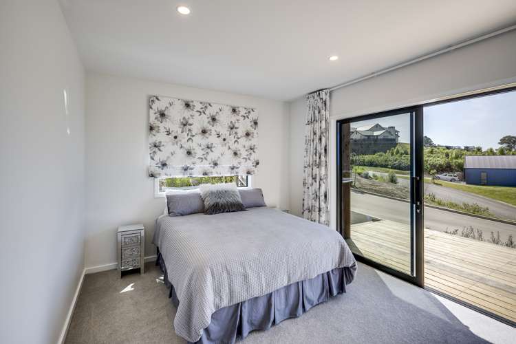 91 Oak Road Poraiti_13