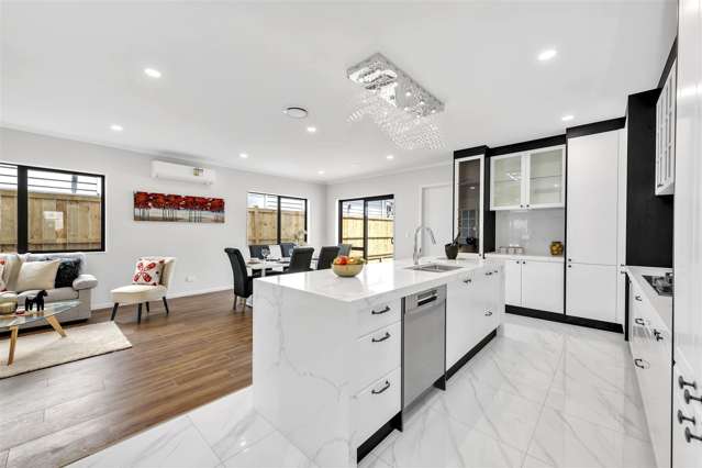 14 Dungloe Avenue Flat Bush_4