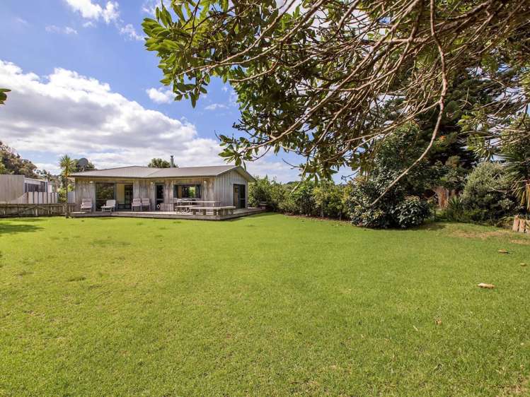 19 Clements Road Matapouri_0