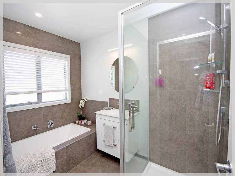 10 Story Street Foxton Beach_11