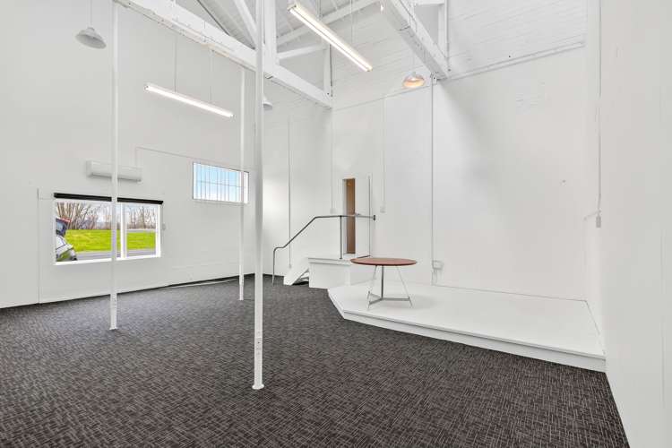 21 River Road Ngatea_5