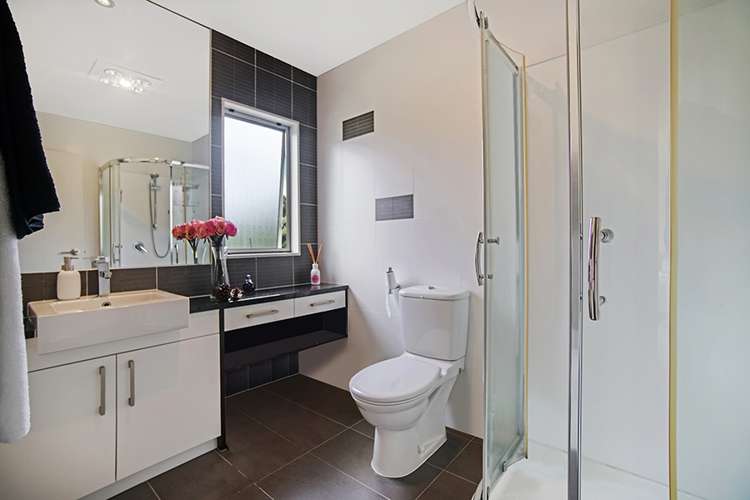 2 Hawkdun Drive Flat Bush_17