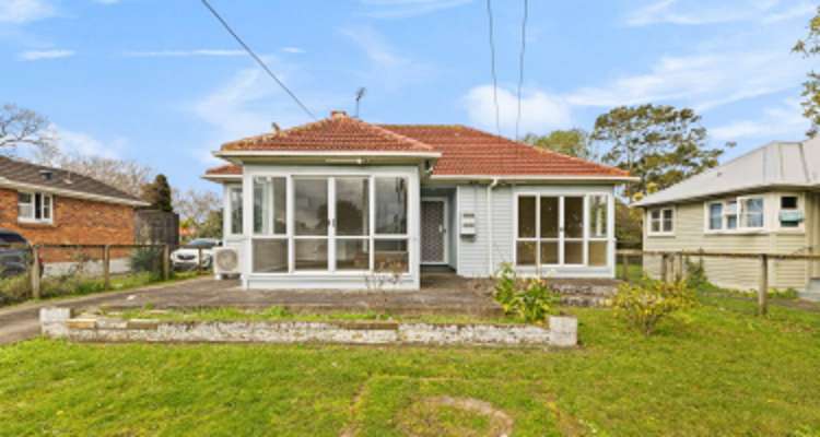 144 Mangere Road_0