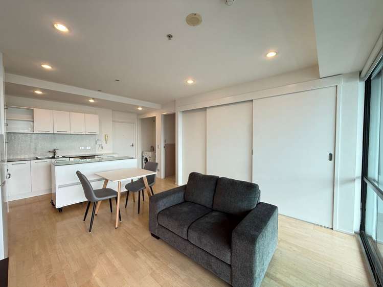 18 Beach Road Auckland Central_7