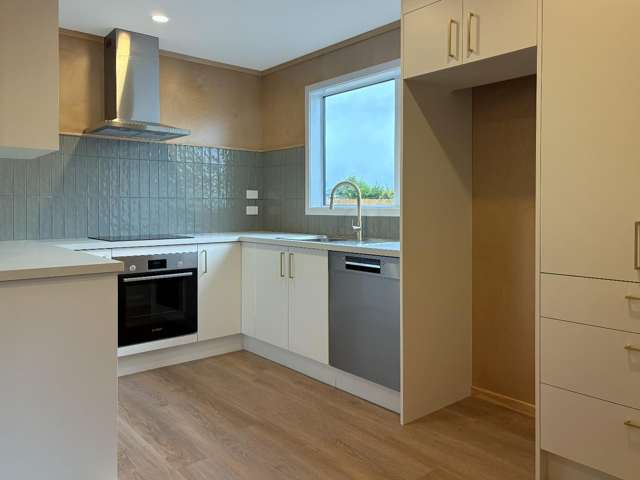 2 Glassey Drive 1383_1