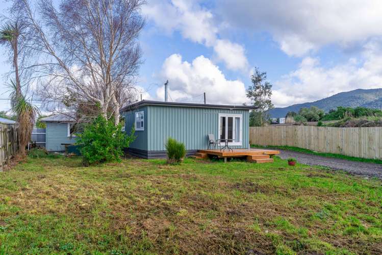 15 Woodward Street Featherston_14