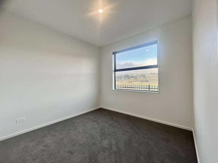1 Oakvale Lane 1447_8