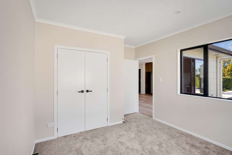 4/10 Michael Avenue Dinsdale_8