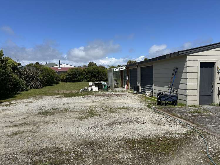 212 Revell Street Hokitika_18