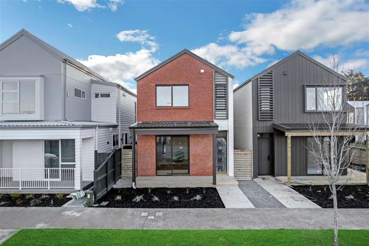 14 Yellow Pear Lane Karaka_21