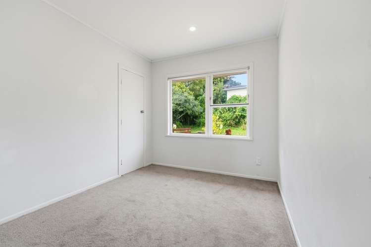 82B Woodglen Road Glen Eden_9