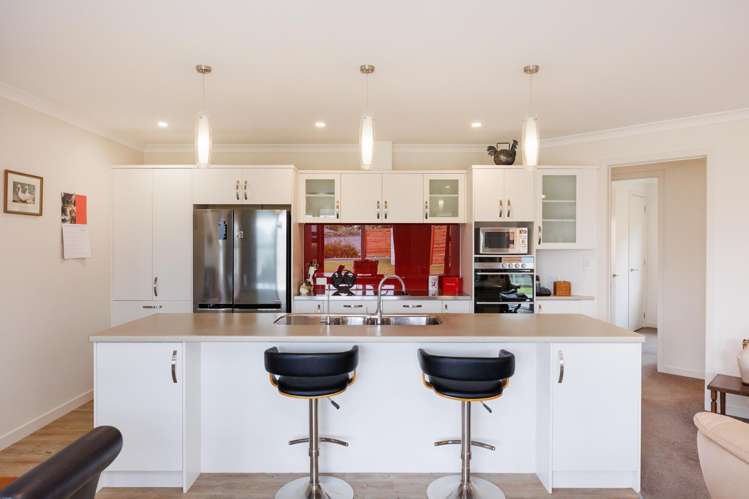 8 Hanalin Drive Marton_4