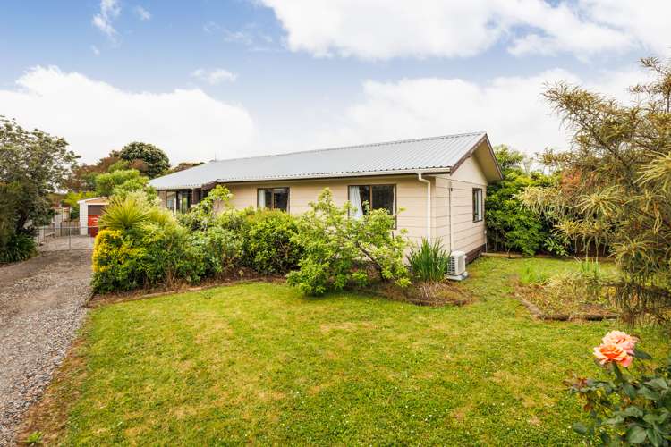 35 Kowhai Street Tokomaru_12
