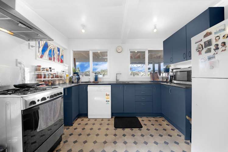 82 Wolverton Street Avondale_21