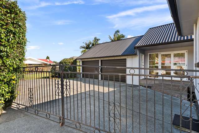 12 Lovatt Crescent Kensington_1