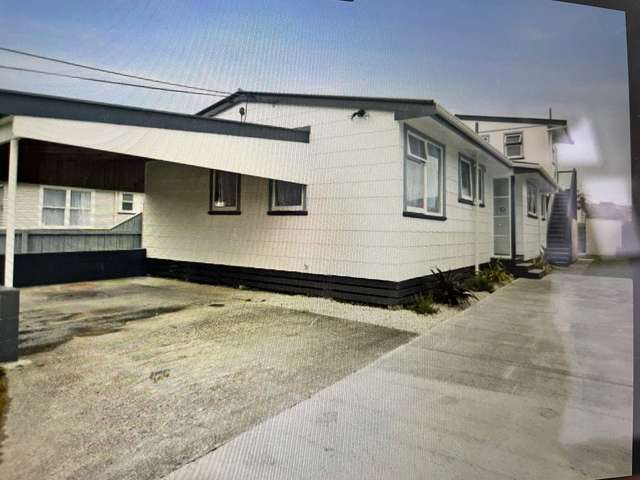 Bedsit/30 Rimutaka Street Trentham_1
