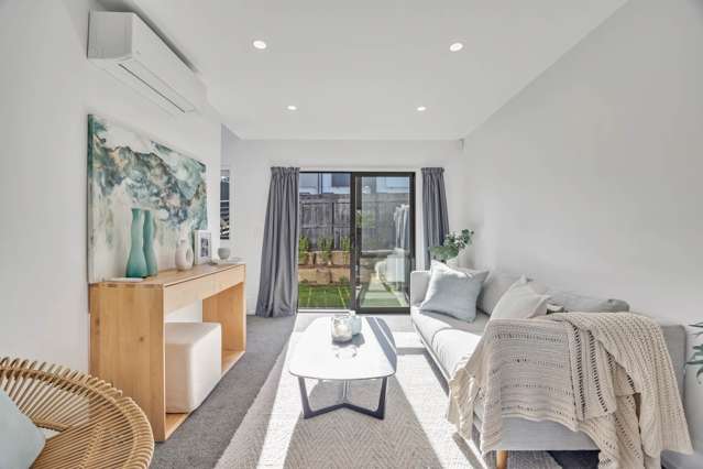 2/60 Kemp Road Massey_3