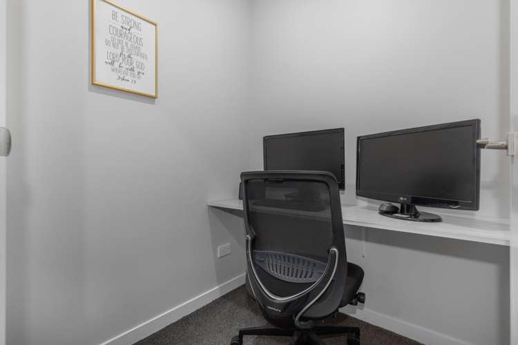 41 Karearea Avenue Porirua_10