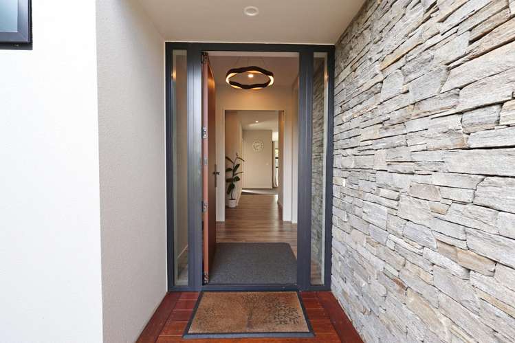 25 Richfield Drive Waikiwi_41