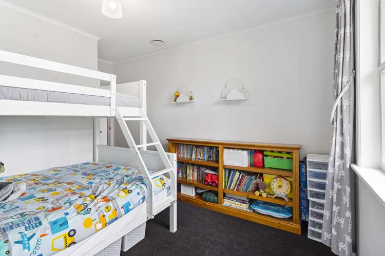 242 Henderson Valley Road Henderson_14