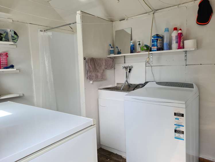 1596 Cape Palliser Road Cape Palliser_9