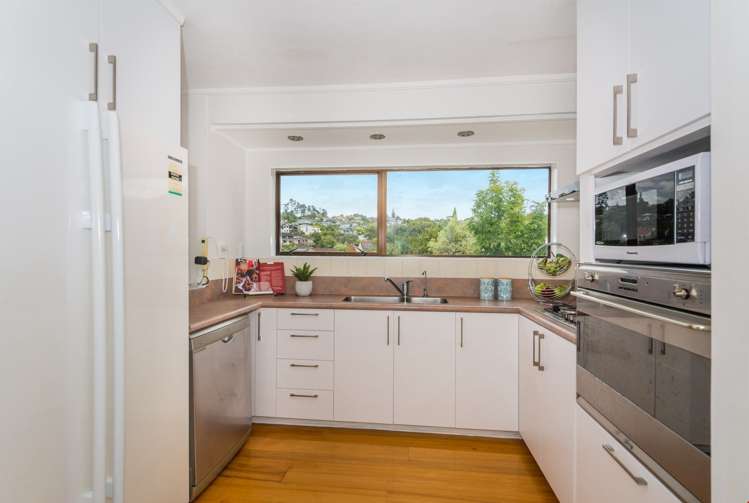 2/5 Manaia Place Mairangi Bay_19