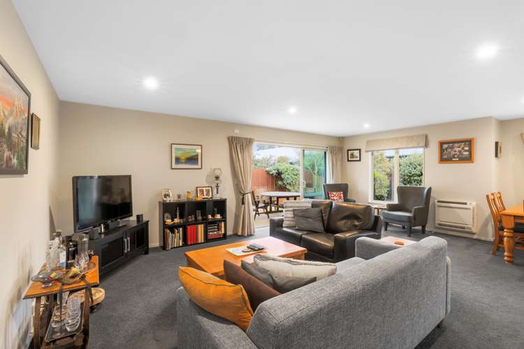 16d Waitikiri Drive Parklands_9