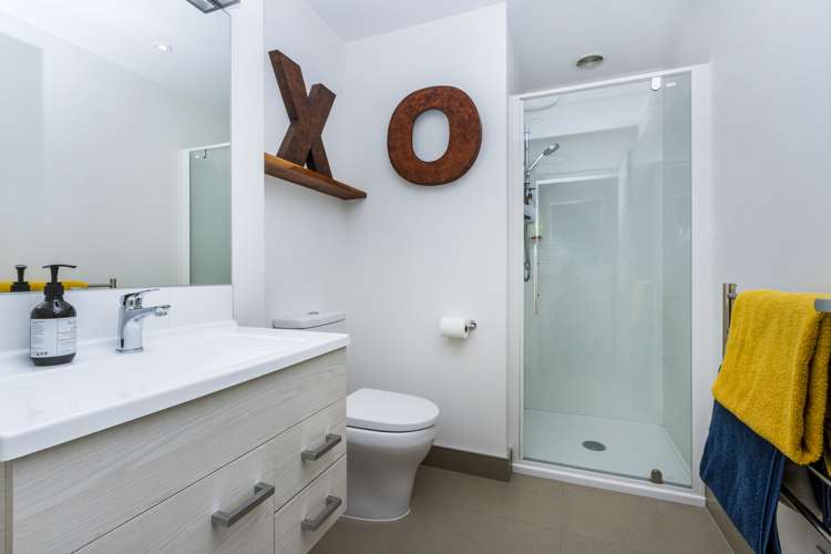 77 Bomb Point Drive Hobsonville_11