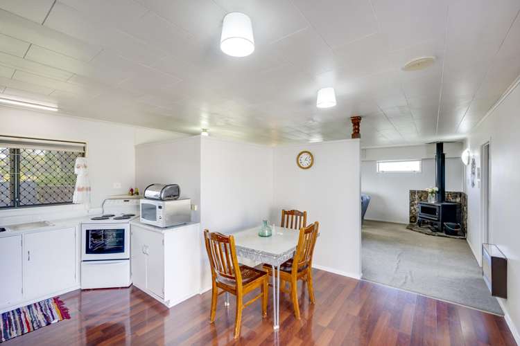 17 Walton Place Flaxmere_5